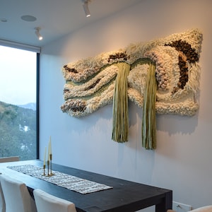 Custom Macramé Wall Hanging – Modern Wool Tapestry – Bespoke Fiber Art for Living Room or Entryway