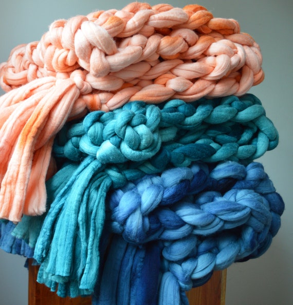 Chunky Knit Blankets 100% Merino Wool Throws With Tassels 