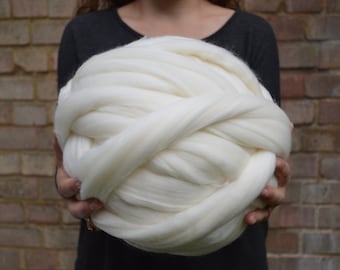 Merino Wool Roving - 16 Micron Superfine Raw Wool - 500g