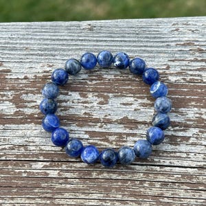 10mm Sodalite Bracelet, Blue Sodalite Bracelet, Sodalite Jewelry, Throat Chakra Bracelet, Blue Stone Bracelet, Calming Bracelet