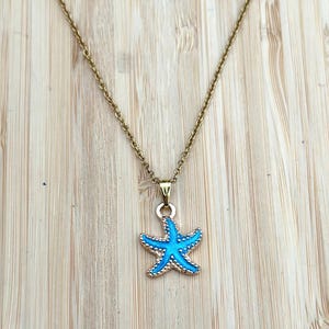 Starfish Necklace, Gold Layering Necklace, Beach Necklace, Gift for Her, Starfish Jewelry, Sea Lover Gift