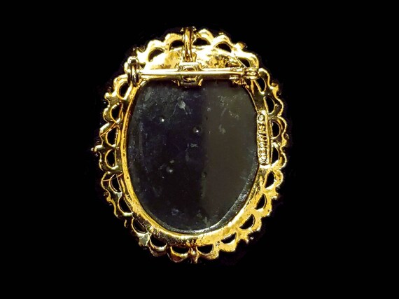 Vintage Gerrys cameo brooch, vintage cameo pin, f… - image 2