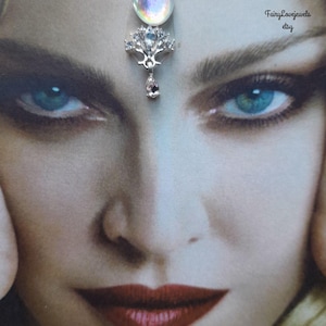 Princess crystal bindi, tribal fusion, chakra third eye, reusable, boho festival face decor jewels gem, bridal, bellydance, fairy costume