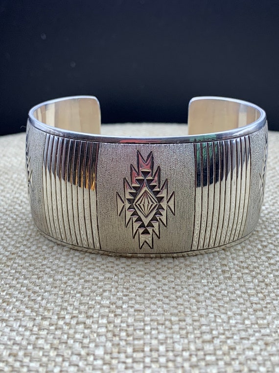 Tahe Native American Sterling Silver Cuff Bracelet - image 2