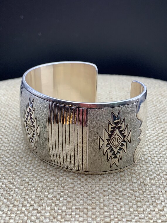 Tahe Native American Sterling Silver Cuff Bracelet - image 3