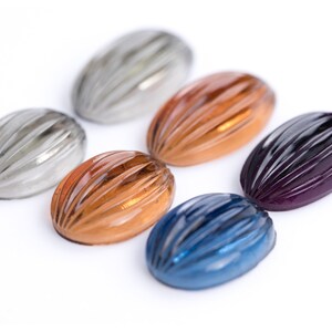 4 or 8 Vintage oval transparant ribbed cabochons with hollow back - 23x14mm and 20x15mm - 4 colors - B26.N027