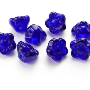 48 Vintage Czech glass flower beads, sew-on beads, blue miniature buttons - 7 mm - J1