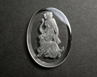 1 Vintage Glass Cameo, Goddess Diana, Artemis, buried crystal Intaglio - 40 x 30 mm - oval - E13