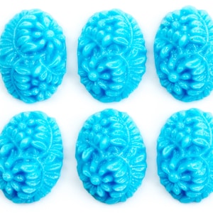 4 Vintage Cherry Brand glass Cabochons - Blue Flower - 18x13mm oval - B75.N005