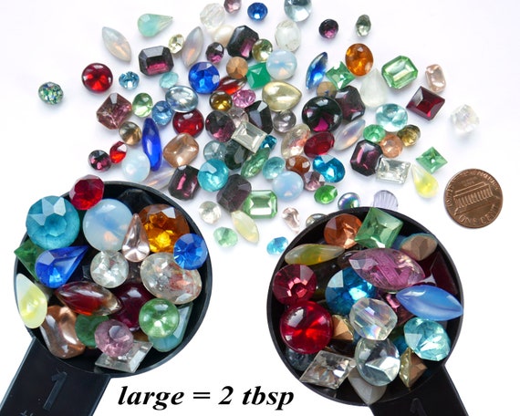 Vintage Glass Stone Mix – Jewelry Making Supplies, Mixed Lots -M55