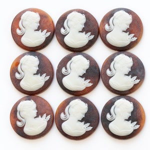 4 or 12 Vintage cameos, classic female profile, white on tortoise brown -18mm - A71.4