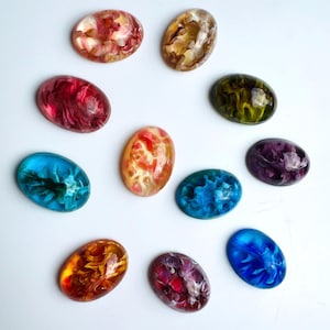 1 vintage multi color glass cabochons, Czechoslovakia - 14x10mm and 18x13mm - 20 colors - C30.2