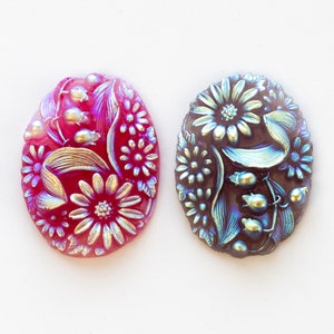 thumbnail image 2 of 50 Vintage Cherry Brand Glass Beads – Japan – Cream Color 9.5mm To 10mm Round – NOS 4706 2 of 3