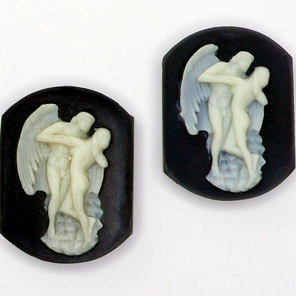 Vintage Cupid and Psyche Resin Cameos, Swank Japan (25x18mm) - (1 pcs) - A71.3
