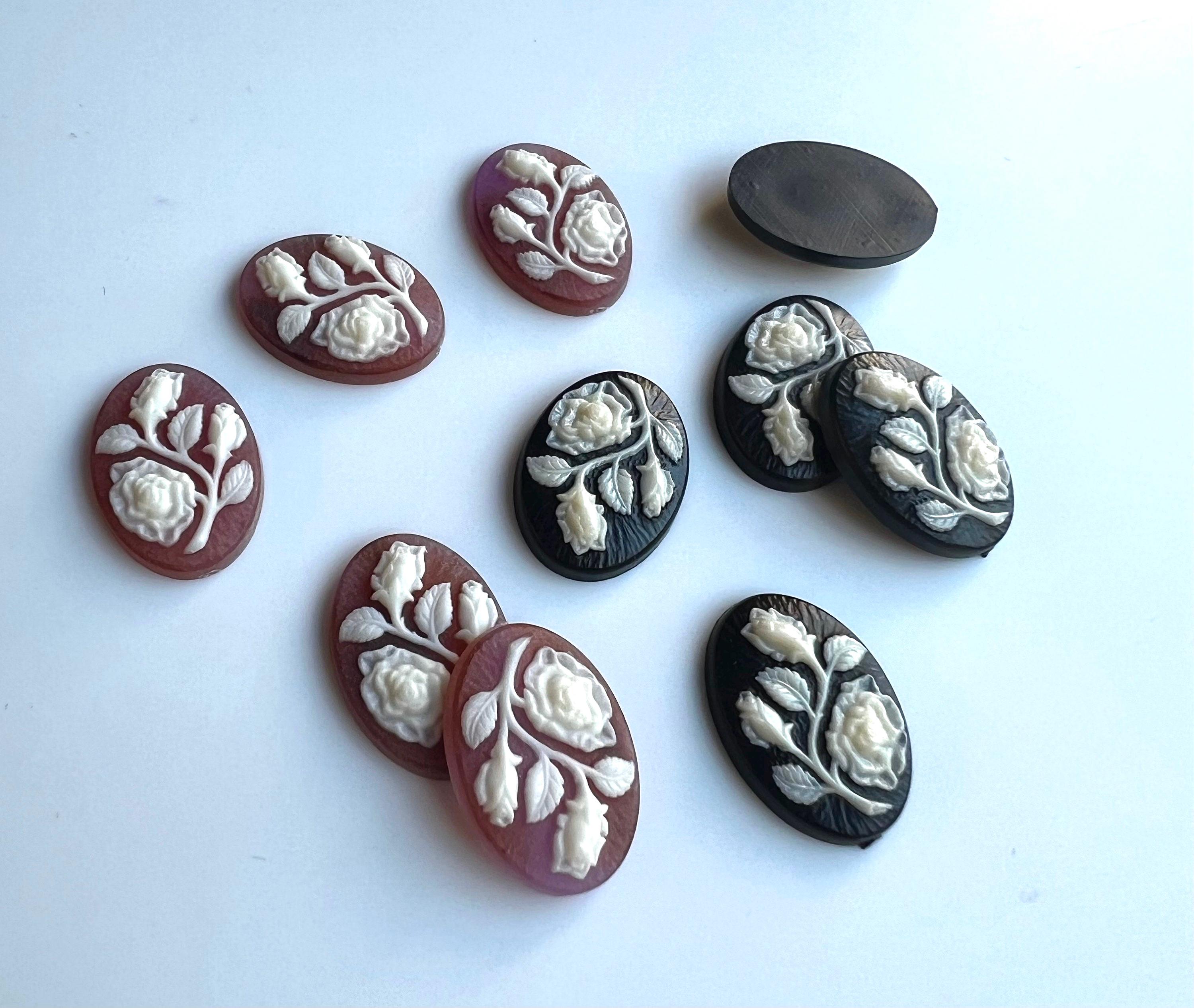 ヴィンテージローズブランチカメオカボション：ドイツ製樹脂製フラワー