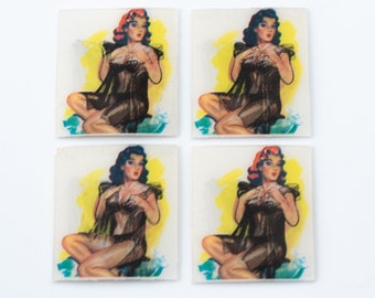 1 vintage 1960's Pop Art Vari - Vue image - pin up girl - 32 x 23 mm - 3 designs - F14.055