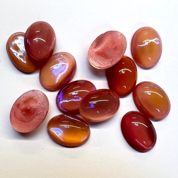 2 cabochons vintage en verre opale rose-rouge-jaune, Tchécoslovaquie - 18 x 13 mm - B22.N035