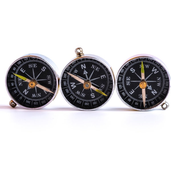 2 or 4 Vintage black Compasses - 34 mm - F15