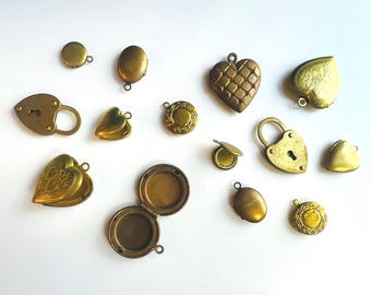 Vintage-Medaillons aus Messing/Kupfer, hergestellt in den USA – Ovale, herzförmige und runde Anhänger – S3