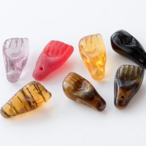 24 of 72 Vintage power fist beads - 7 colors - 15 x 8 mm - J15