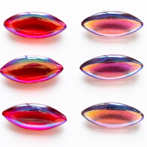 6 Vintage Bombe Navettes - 2 COLORS - Aurora Borealis lustre - 15 x 7 mm - G1.N005