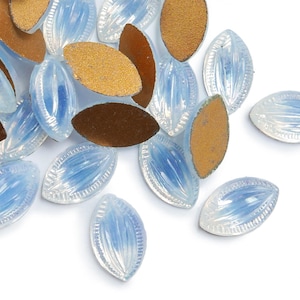 12 Vintage Sabrina leaf style glass stones, light sapphire - 12x7mm - C76.2