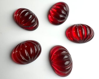 4 Vintage oval ribbed glass stones, red - 18 x13 mm - C21.2