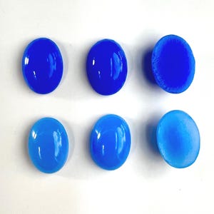 6 or 8 Vintage Chalcedony Blue glass cabochon, Japan, oval, 18x13 mm - 2 colors blue -  B16