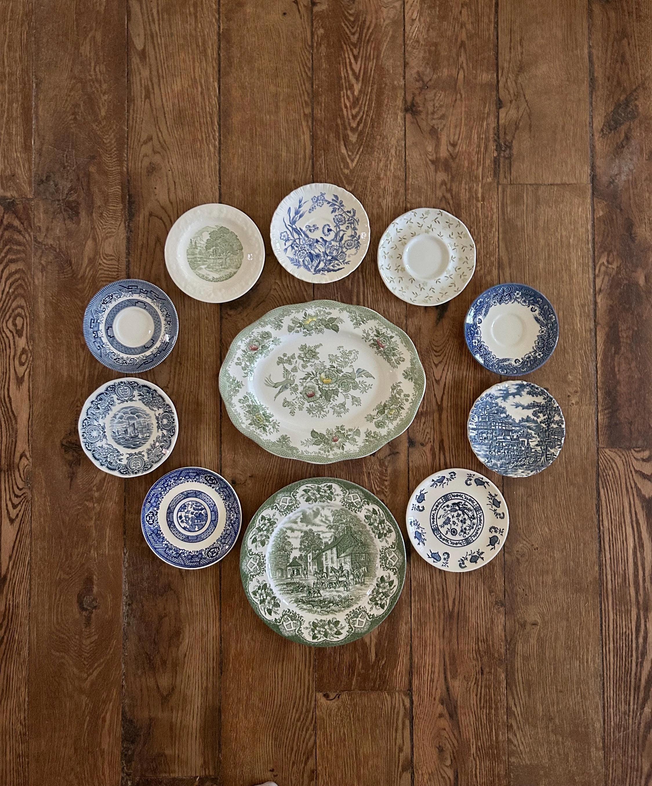 Green Plate Wall Set - Etsy