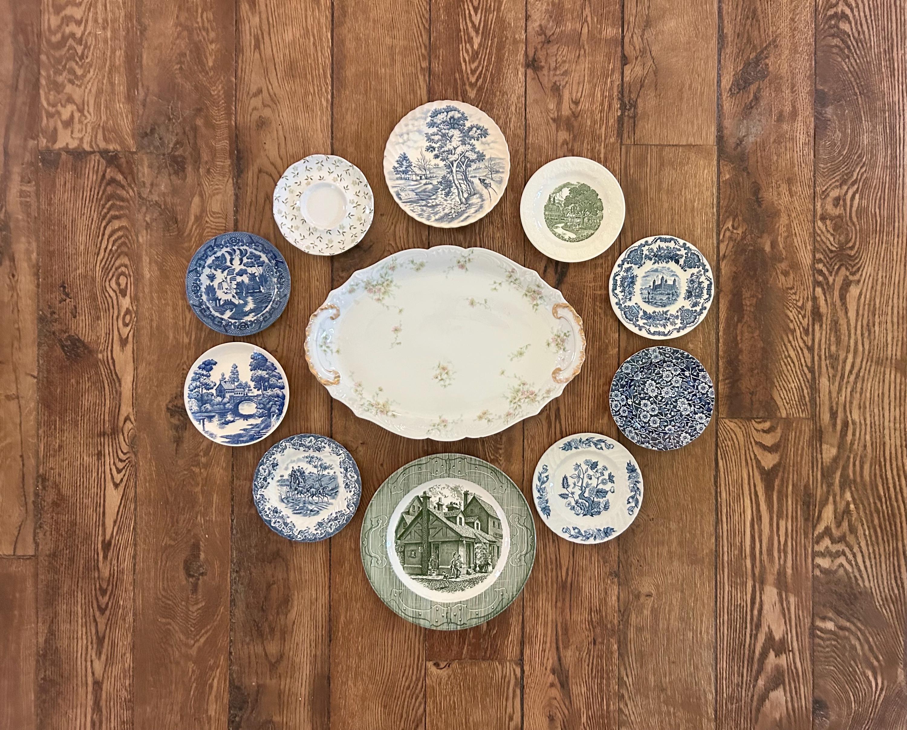 Vintage Blue Plate Wall Set - Etsy
