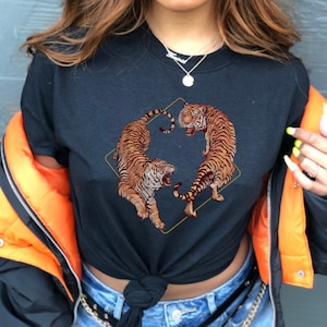 Vintage Tiger Shirt Aesthetic Tiger Shirt Oversized Tshirt Chinese Tiger Tee Aesthetic Tiger Shirt Tiger Tee Year of the Tiger Shirt