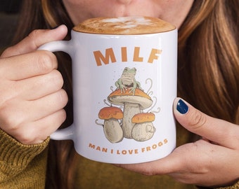 Taza Milf Hombre Me encantan las ranas Tazas de ranas Camiseta Goblincore Camiseta de rana y hongo sapo Ropa Cottagecore Decoración Frogcore Tazas Cottage Core