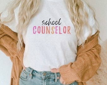 Camiseta de consejero escolar Camiseta de consejero Camiseta de consejero Camiseta de consejero Camiseta de consejero vocacional Oficina de consejería del personal escolar Camiseta arcoíris de consejero Regalo