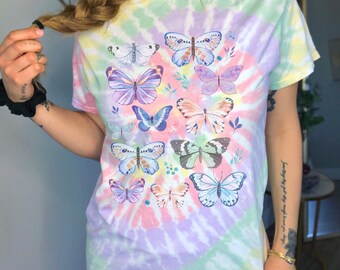 Cottagecore Butterfly Shirt Tie Dye Tshirt Butterfly Boho Tee Cottagecore Clothing Hygge Shirt Festival Shirt Rave Shirt Tie Dye Papillon T