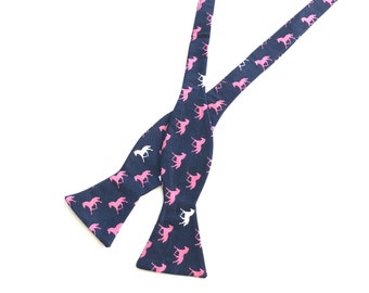 Horses Self Tie Bow Tie, Pink on Navy, Derby Party, Blue, Adjustable, Derby Horses, Kentucky, Rodeo, Mens Bow Tie, Horse Racing, Pink Horses