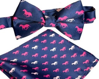 Navy Race Day Derby Horses Bow Tie with Pocket Square, Blue Gift for Him, Kentucky Horse Racing, Pre-tied Satin Bowtie, Men’s Neckwear