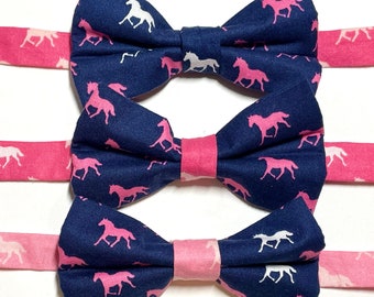 Navy Pink Horses Derby Bow Tie, Kentucky Derby Bow Tie, Bow Tie for Man, Bowtie, Pre-tied, Derby Horses, Derby Event