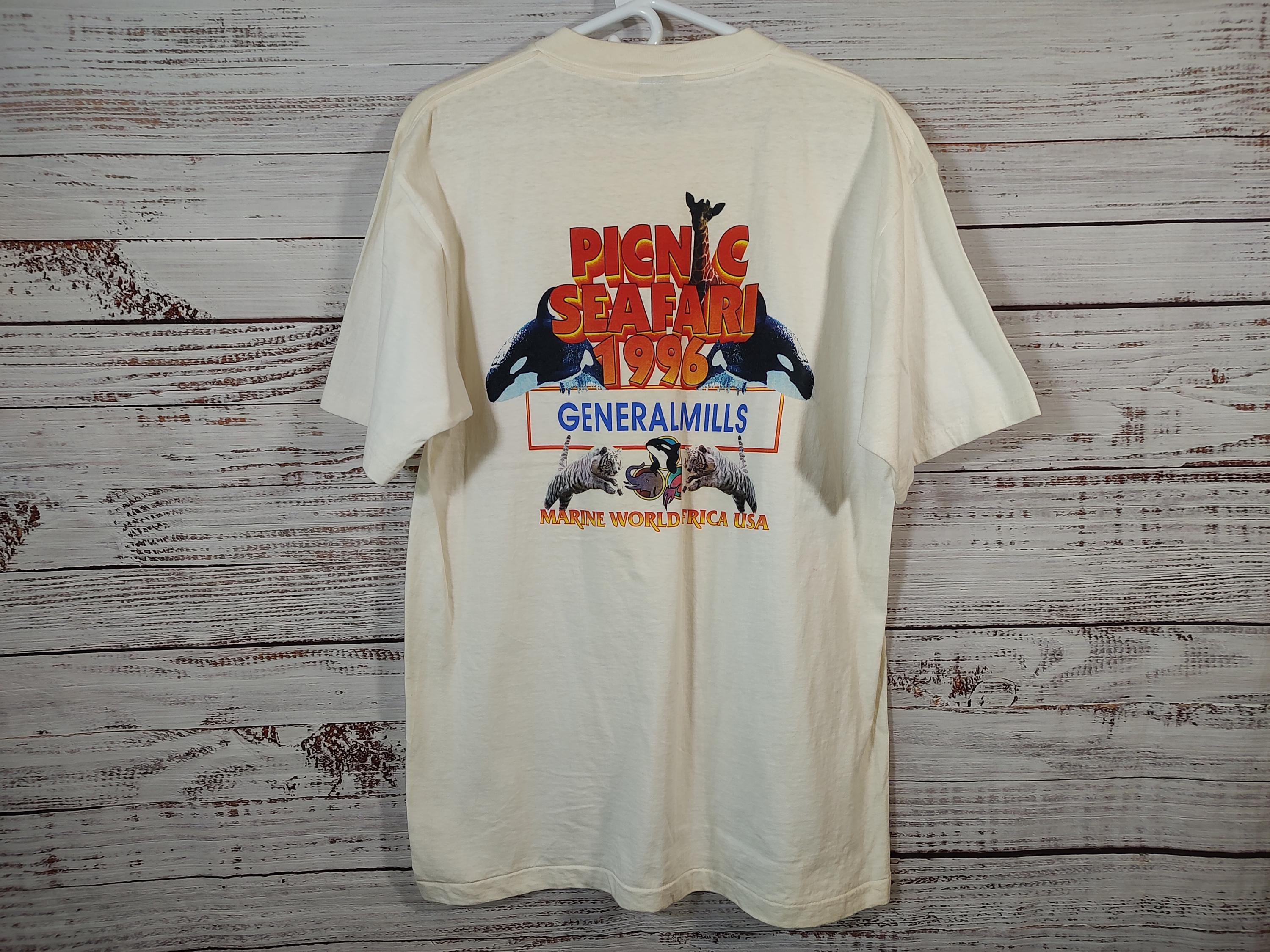 Vintage Single Stitch Graphic Tee / Picnic Safari 1996 Marine