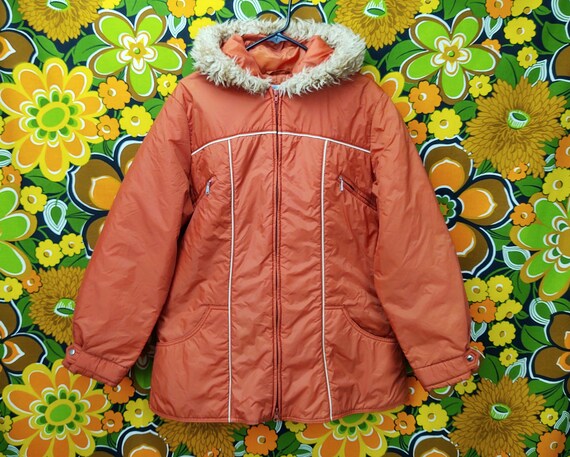 Vintage Puffer Jacket / Retro Hooded 