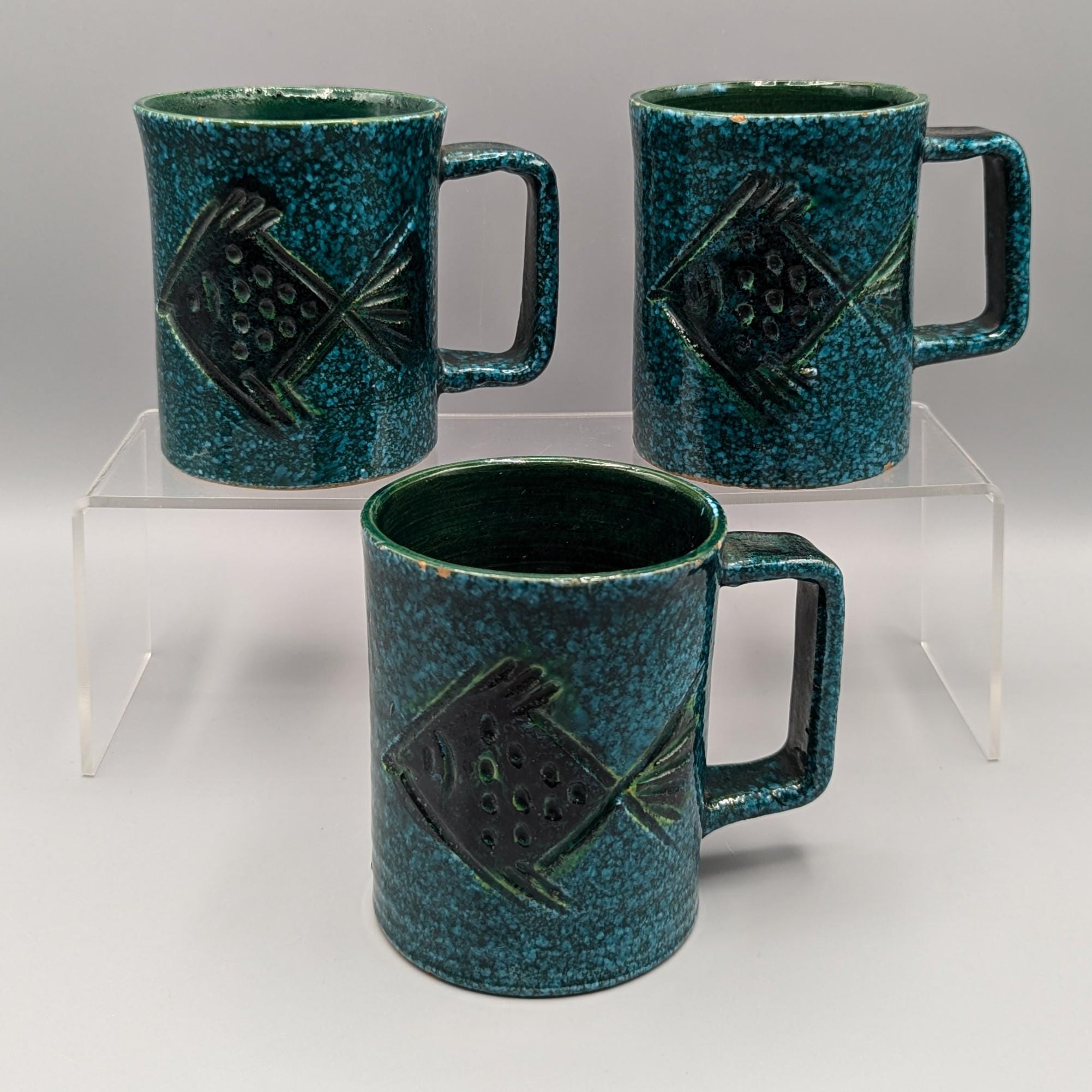 Vintage Set of 3 MCM Italian Blue Green Pottery Mug Signed HH Raymor Bitossi Style / 1960s 60s / Green Blue Teal / Mid Century Modern Retro
