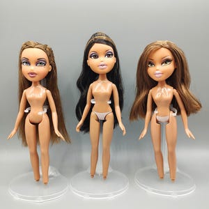 Vintage Bratz Doll / Retro Fashion Brat Doll / Original 2001 2000s 00s y2k / Yasmin Brown Hair Brunette