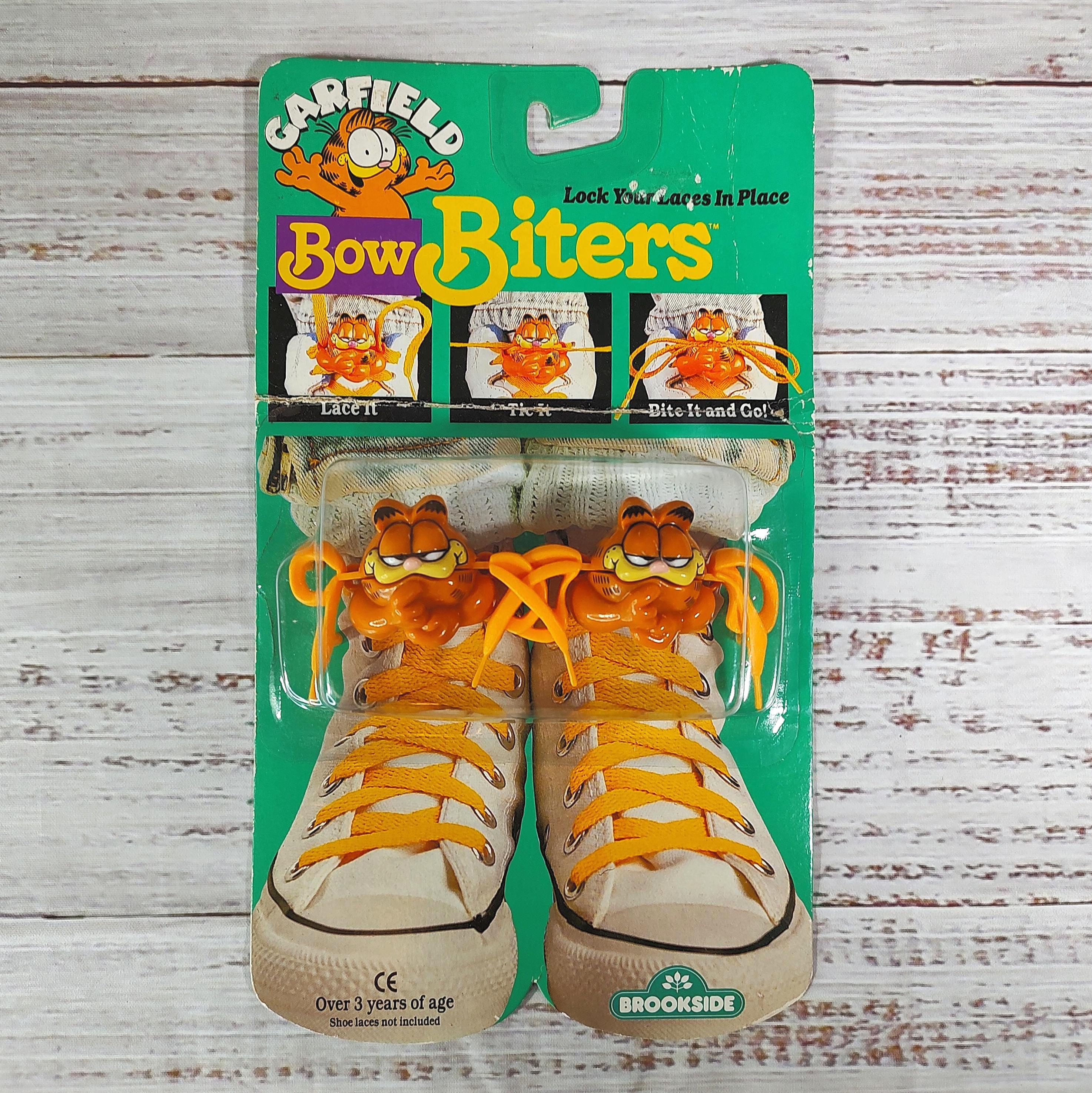 Vintage Bow Biters Shoe Laces Accessory Garfield / 1990s 90s