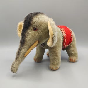 Vintage Mohair Circus Elephant / Vintage Stuffed Animal / Retro Stuffed Toy / Retro Plush toy