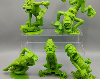 Marx Cavemen 6 Inch Complete Set of 6 Butterscotch Plastic 1963