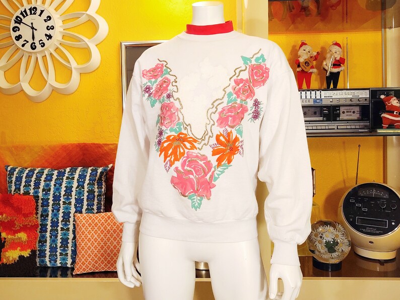 Vintage Graphic Sweater 1990s 90s Pullover Sweater White Pink Floral Small S Medium M