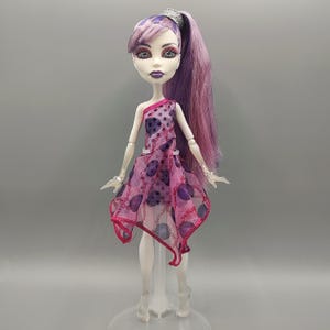 Vintage Monster High Doll / Retro Fashion  Doll / Dot Dead Gorgeous Spectra Vondergeist