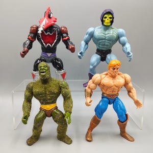 Vintage Masters of the Universe Action Figure / MOTU He-Man / 1980s 80s / Mosquitor Dragon Blaster Skeletor Moss Man New Adventures He-Man