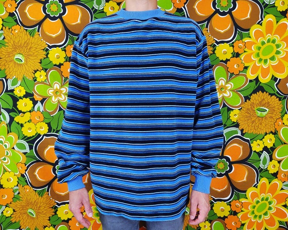 Vintage Sweater / 1970s 70s / Striped Stripes / Bl