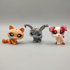 Hasbro Littlest Pet Shop / Retired Discontinued LPS / Vintage Authentic lps Figures / Pick Your Pet