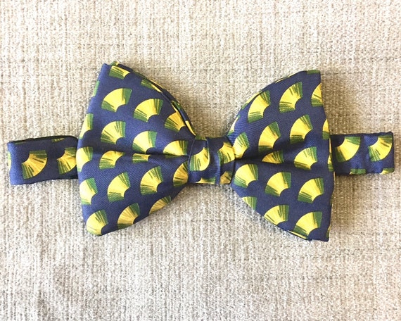 Vintage Bow Tie / Adjustable Bow Tie / Silk Bow T… - image 1